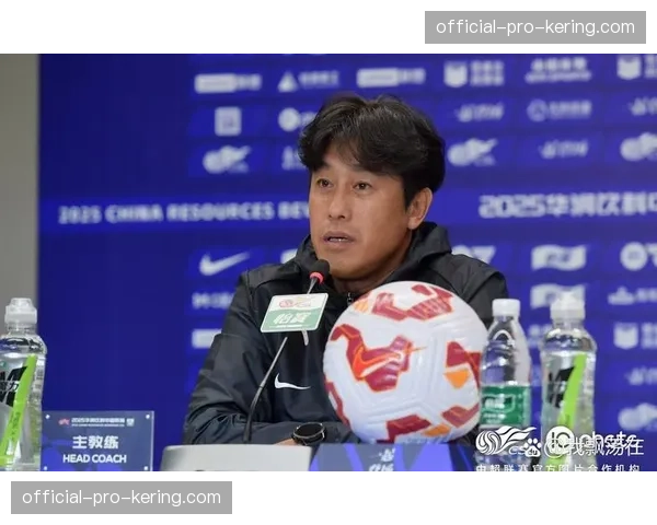 成都蓉城官方宣布，与功勋主帅徐正源完成续约