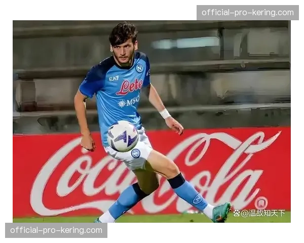 著名经纪人确认,那不勒斯边锋克瓦拉茨赫利亚已收到多家欧冠球队夏季询价 著名经纪人确认,那不勒斯边锋克瓦拉茨赫利亚已收到多家欧冠球队夏季询价